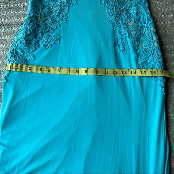 Tony Bowls Paris Formal Dress - Turquoise - Size 4 - Picture 12 of 15